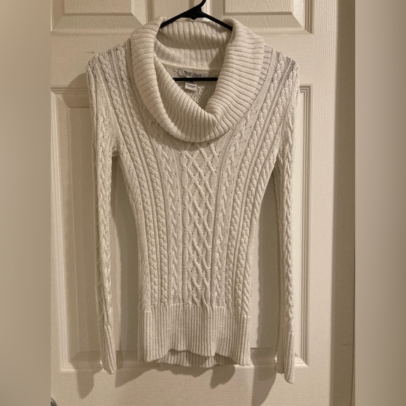 White House black market xxs cream sweater - Picture 1 of 2